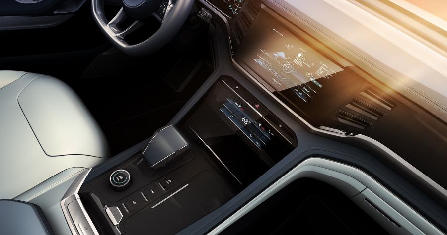 Детали интерьера Volkswagen Atlas Cross Sport Concept 2018 года  (фото 5 из 30)